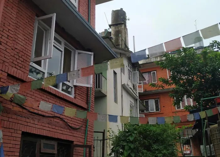 Family Peace House, 2*