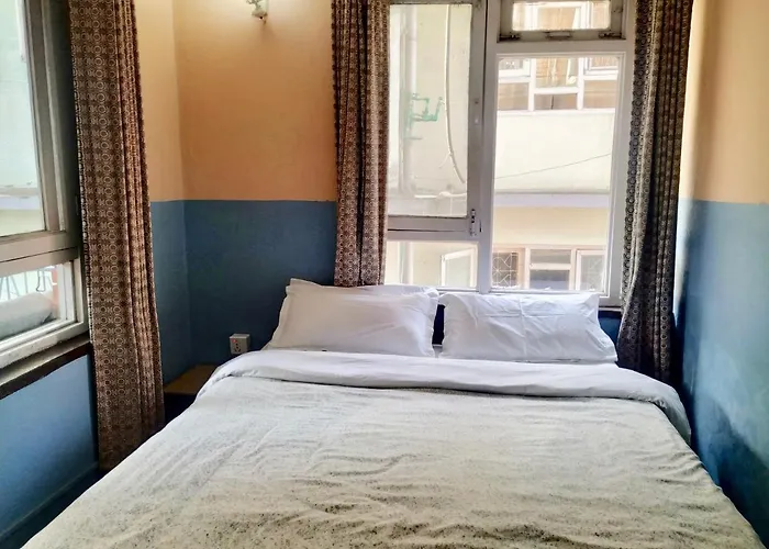 Gasthuis Family Peace House, 2*