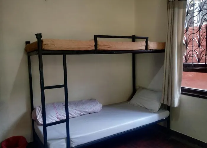 Family Peace House, 2*